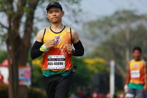 BIB: 42195, 45696
                            <button type="button" onclick="openModal(9901430)" class="btn btn-primary btn-sm float-right btn-popup" data-toggle="modal" data-target=".modal-high-quality">
                        <i class="fas fa-shopping-cart"></i> Add to Cart
                    </button>
                                            <button type="button" onclick="isThisMe(9901430, true)" class="btn btn-success btn-sm float-right btn-popup btn-isme hidden" data-toggle="tooltip" data-placement="bottom" title="นี่คือรูปของคุณใช่ไหม คลิกที่นี่เพื่อเอาเข้าอัลบั้ม">
                        <i class="fas fa-plus"></i> Add to album
                    </button>
                    <button type="button" onclick="isThisMe(9901430, false)" class="btn btn-warning btn-sm float-right btn-popup btn-isnotme hidden">
                        <i class="fas fa-ban"></i> Remove from album
                    </button>